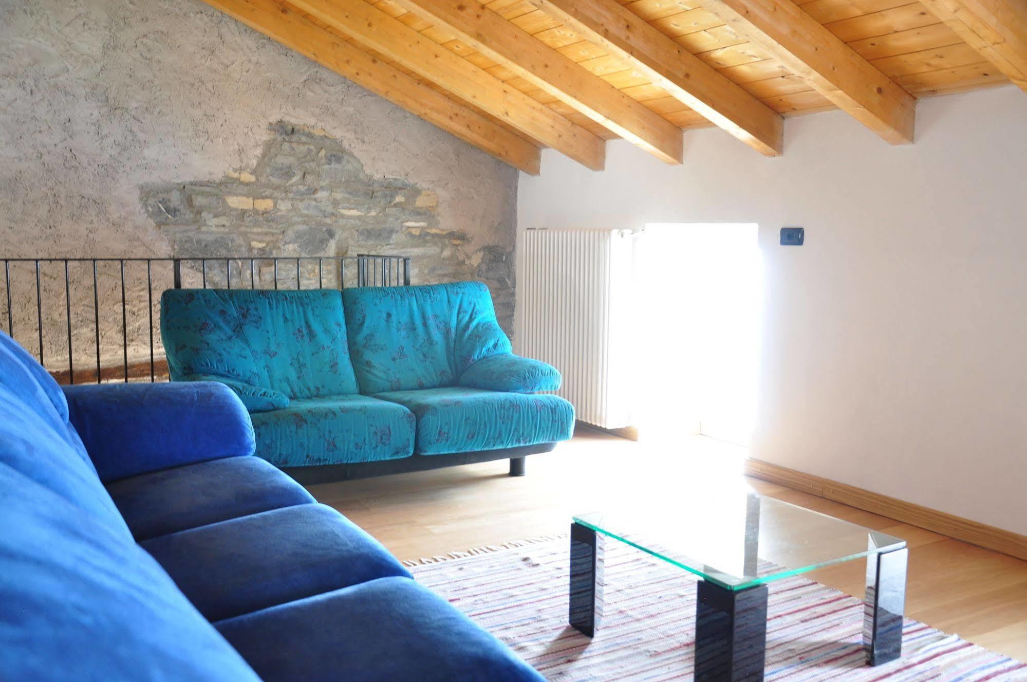 Casa Mirella Holiday home *