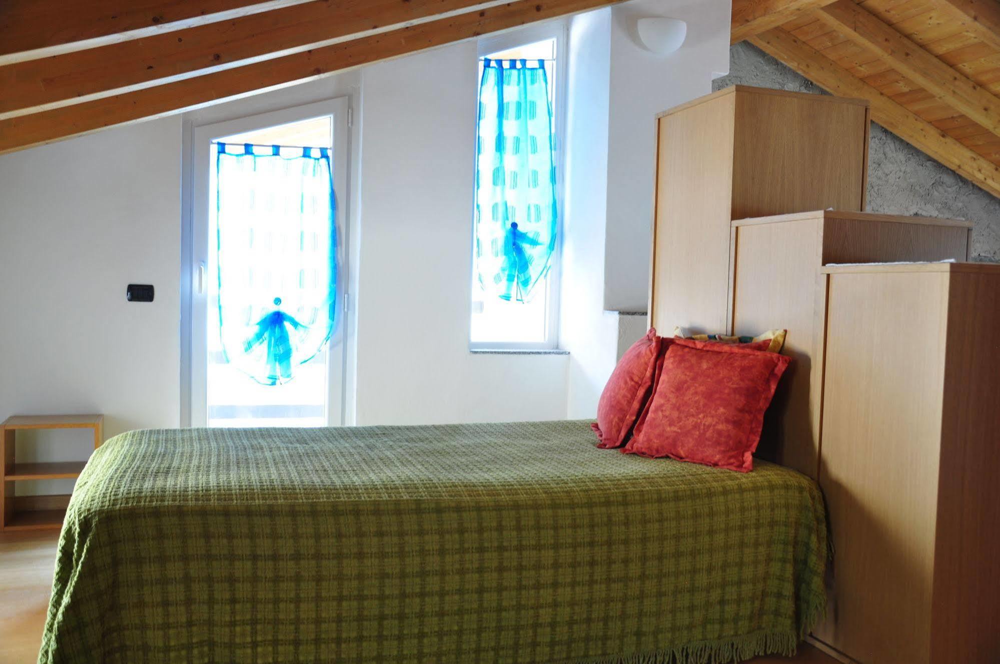 Casa Mirella Holiday home