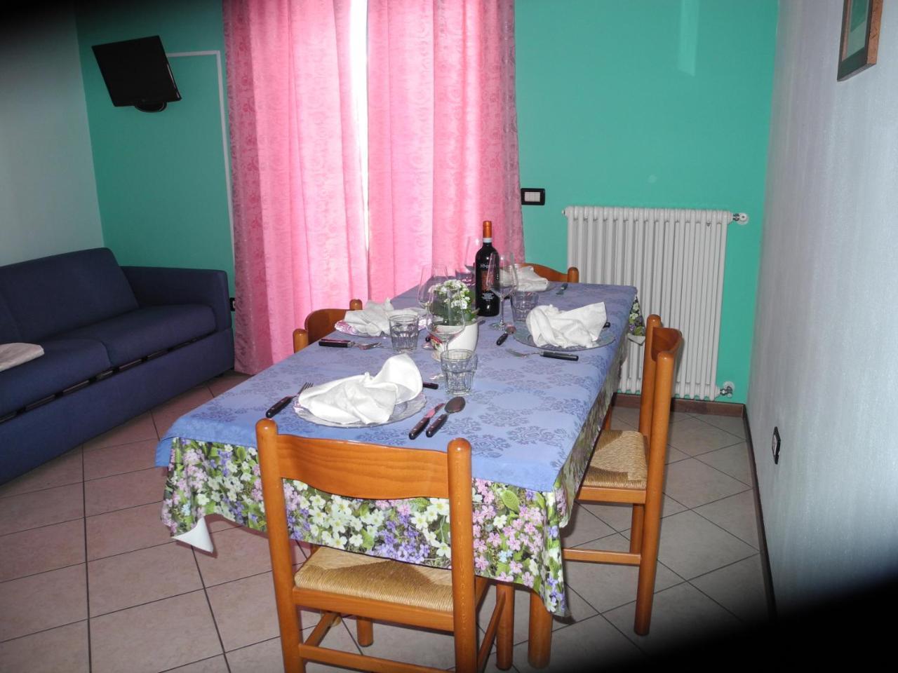 Apartment Laguna Beach Pianello Del Lario