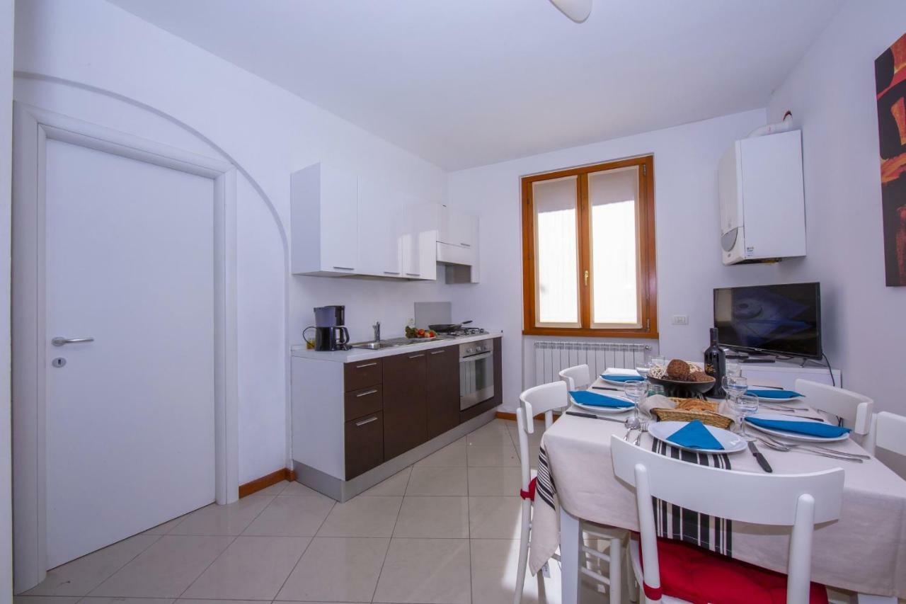 Fontana Del Apartment *