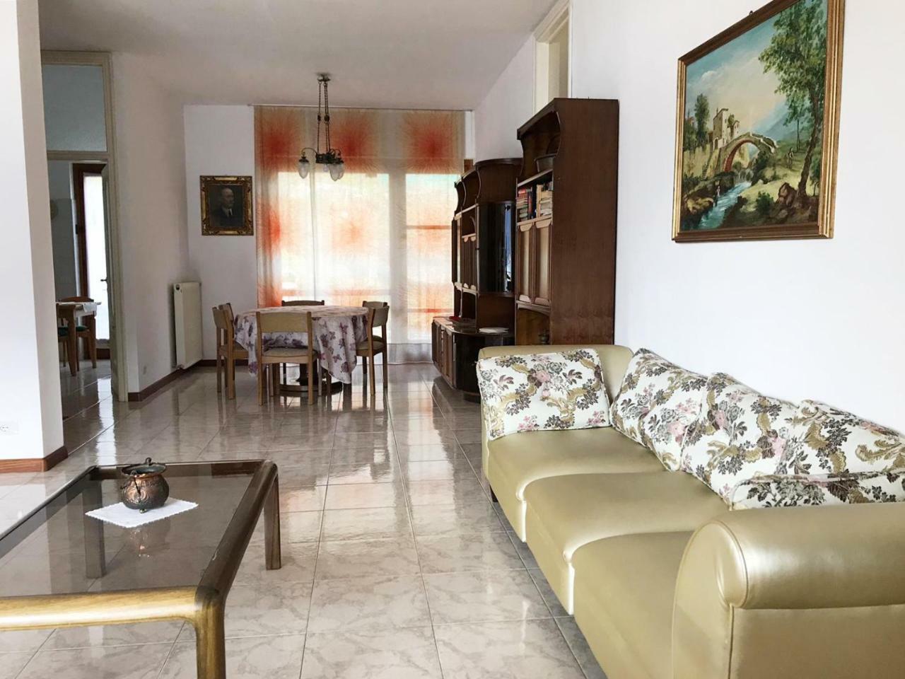 Apartment Big With View And Three Bedrooms