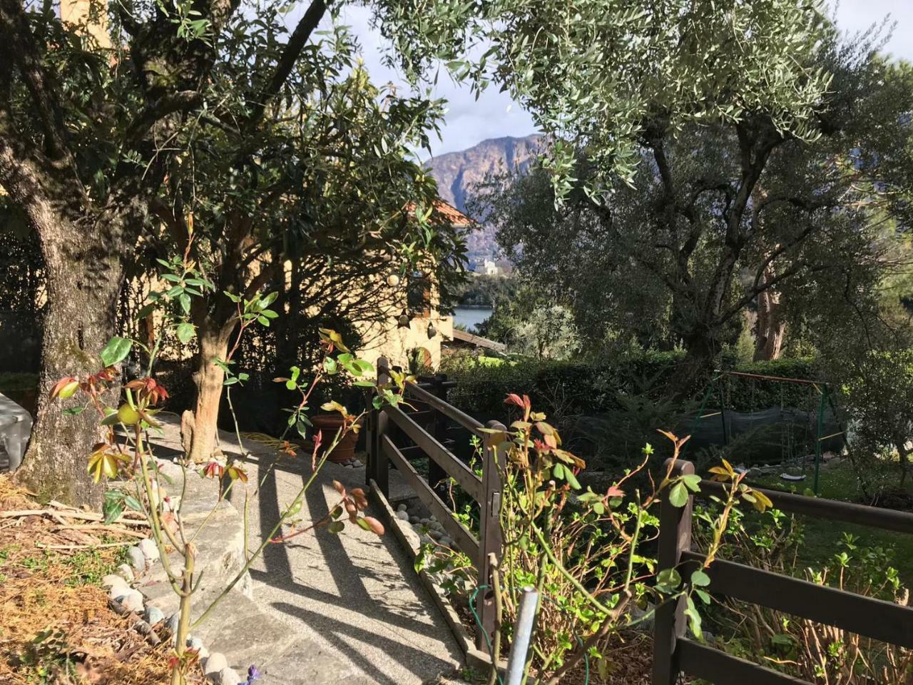 Big With View And Three Bedrooms Sala Comacina