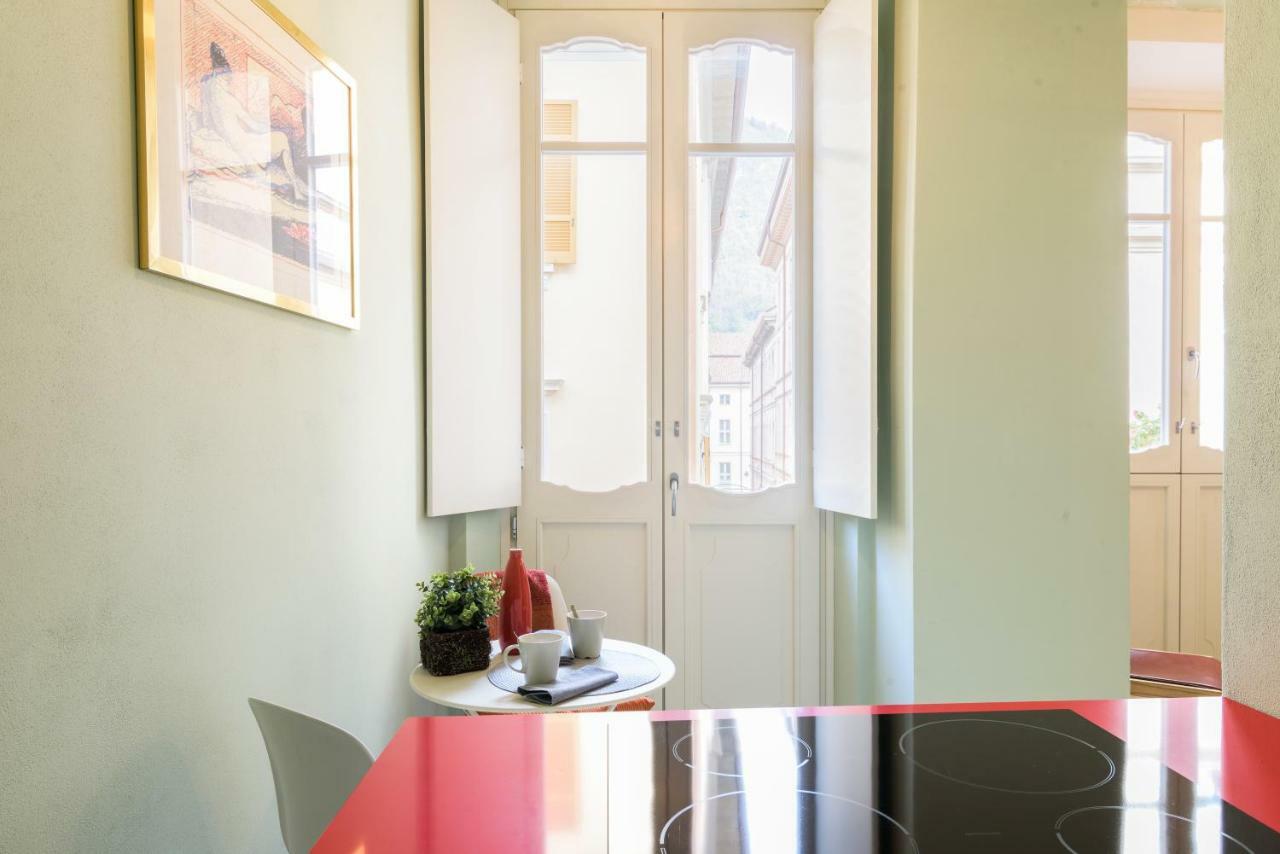 Duomo Luxury - By Myhomeincomo Apartment