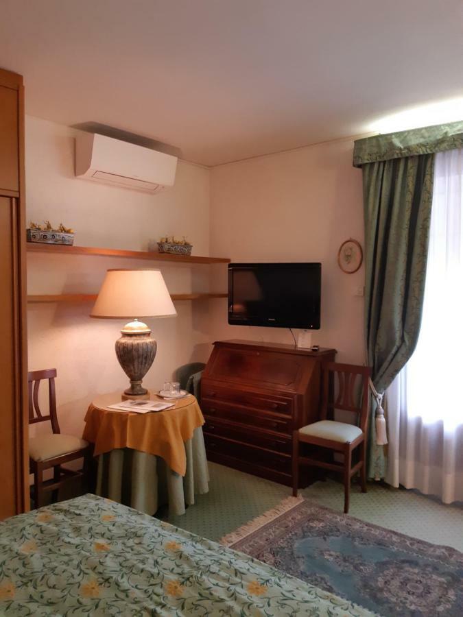 Royal 3* Menaggio
