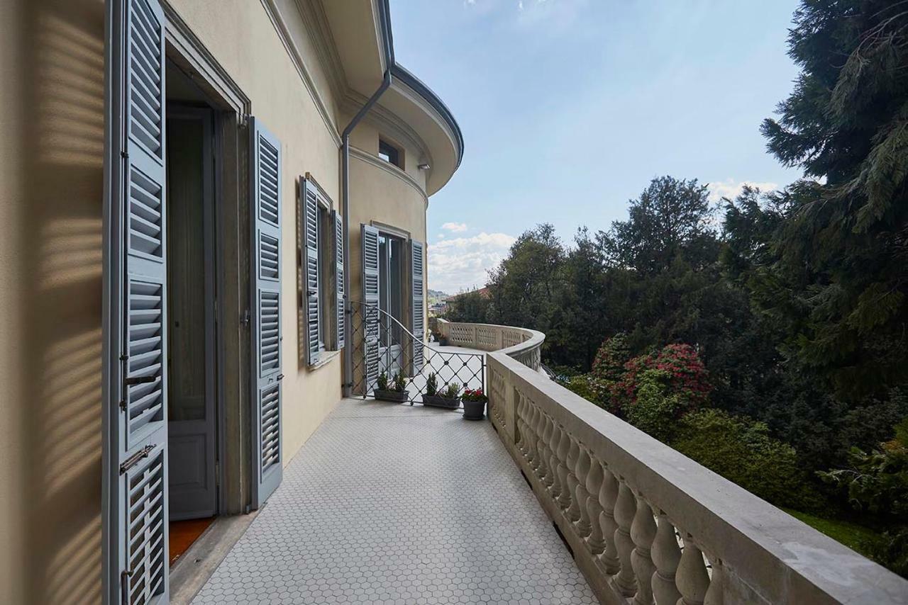 Villa Platamone *