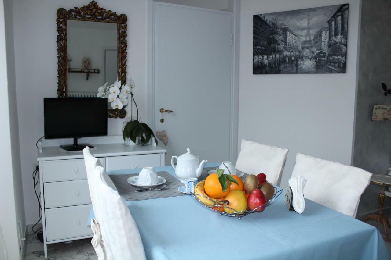 Happy Days Apartment *