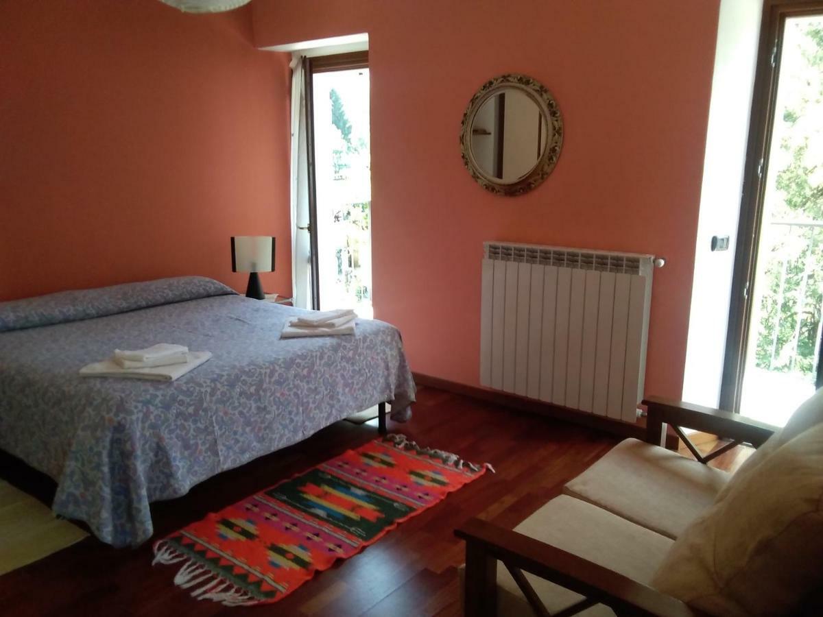 Crotto Bedroom