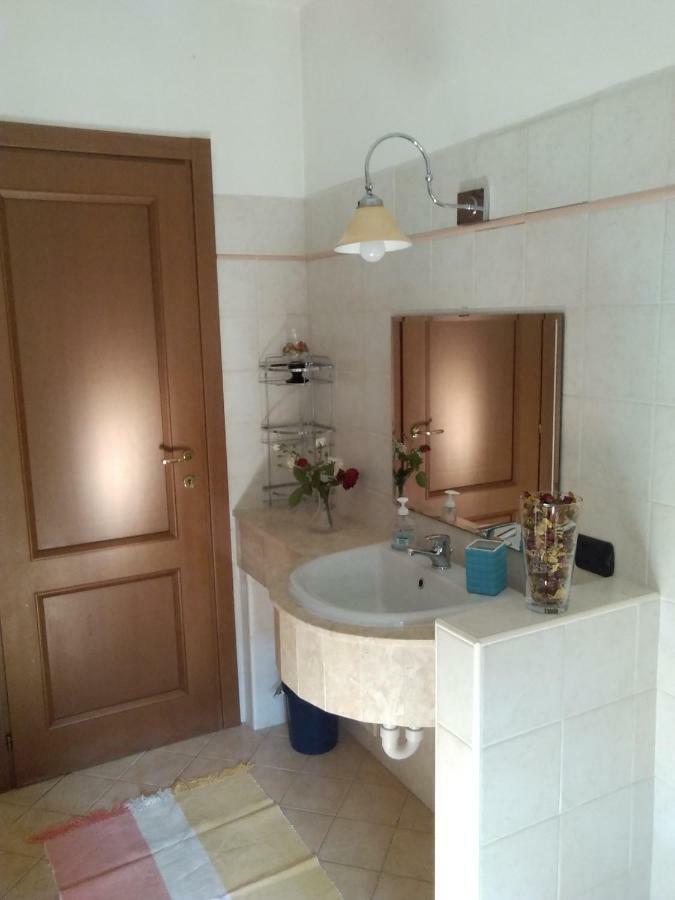 Crotto Bedroom * Argegno