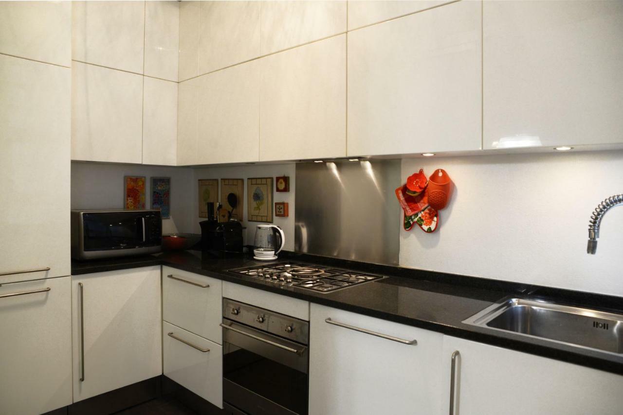 Via 5 Giornate 61 - Center & Free Parking By Rent All