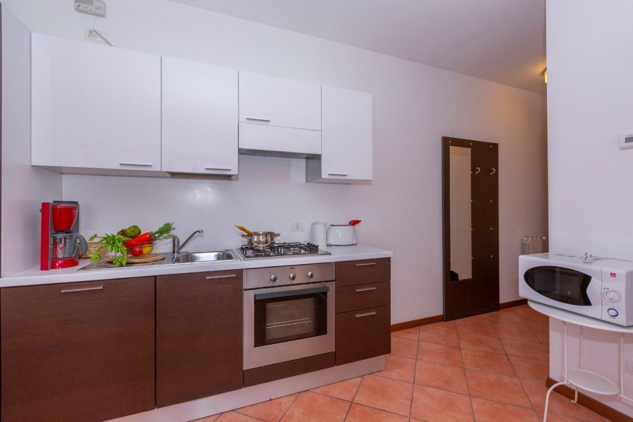 Fontana Del Apartment