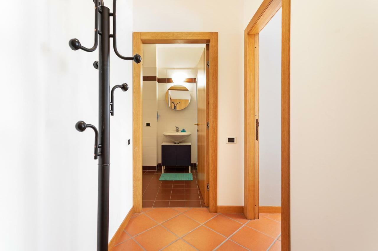 Apartment With Garden & Beach Cremia