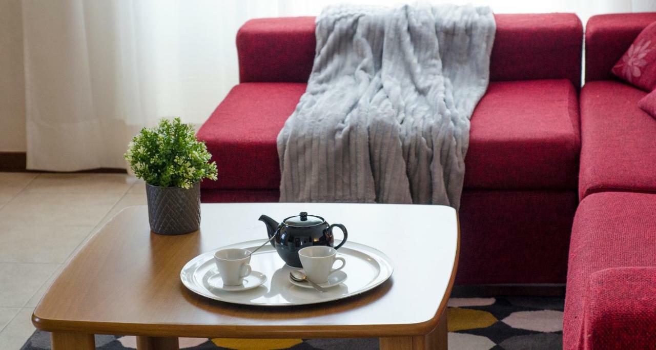 Joivy Beautiful 1 Bed Apt With Terrace And Parking