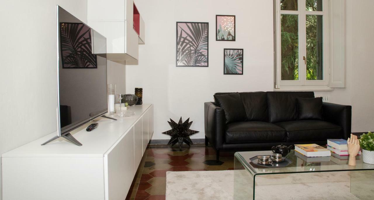 Apartment Joivy Splendid 3br With Parking And Terrace In Como