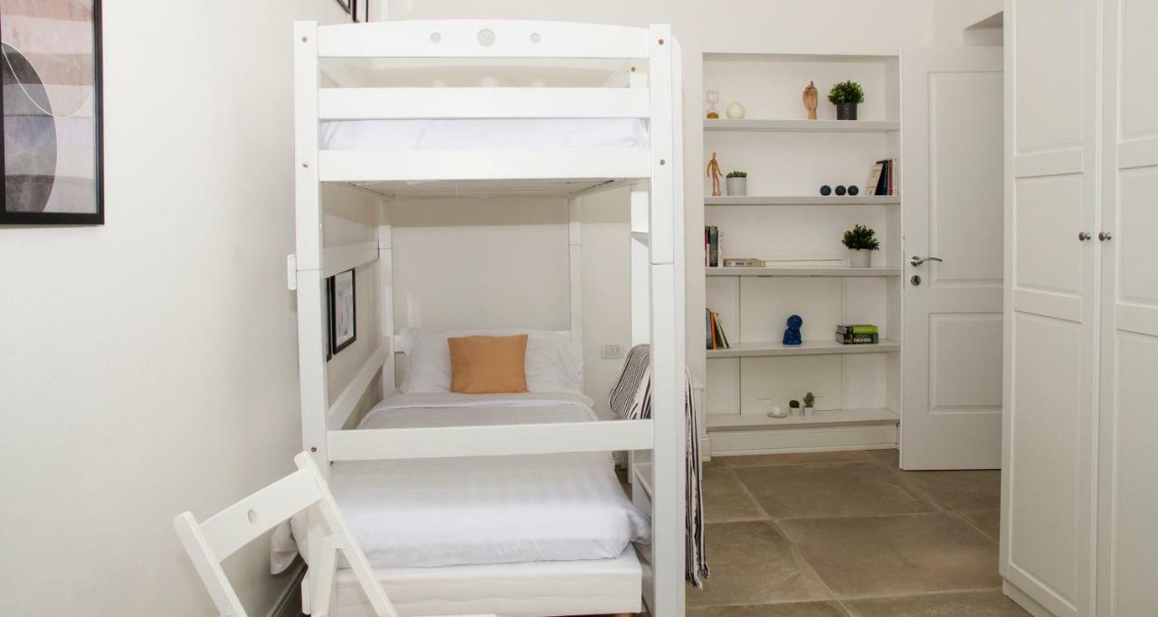 Joivy Splendid 3br With Parking And Terrace In * Como