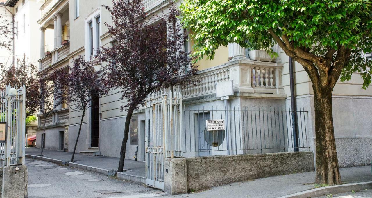 Apartment Joivy Splendid 3br With Parking And Terrace In Como