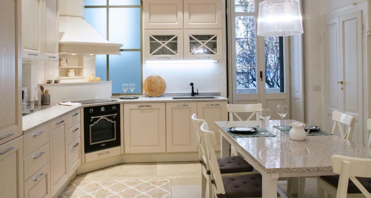 Joivy Splendid 3br With Parking And Terrace In Apartment Como