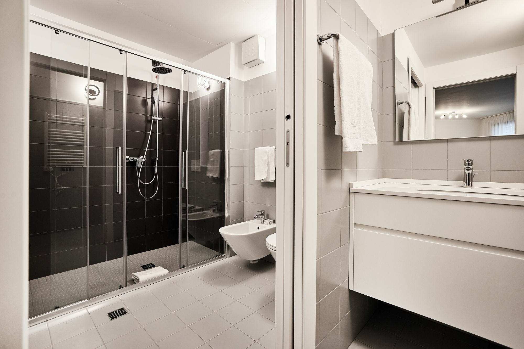 Aparthotel La Perla By Sedar