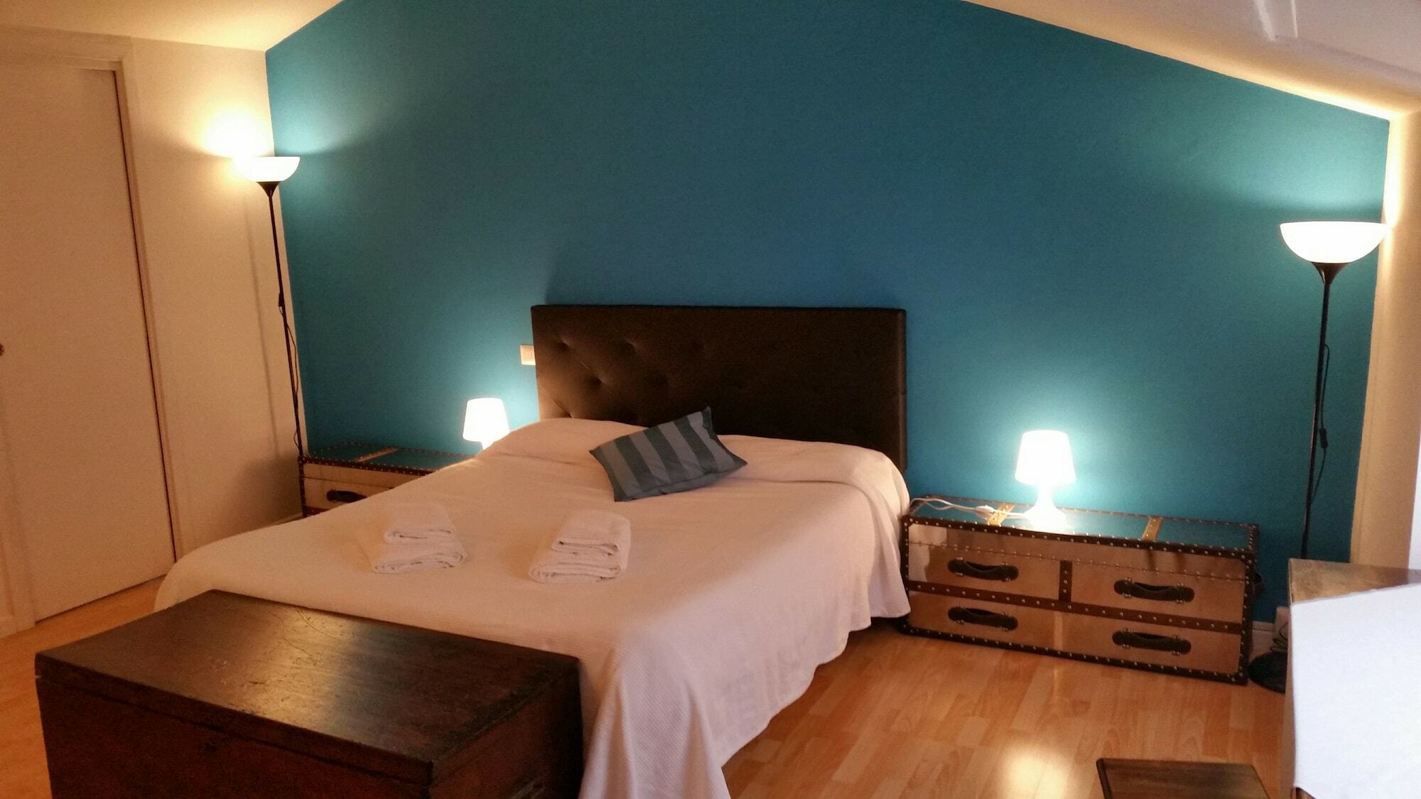 Guest house Gira
