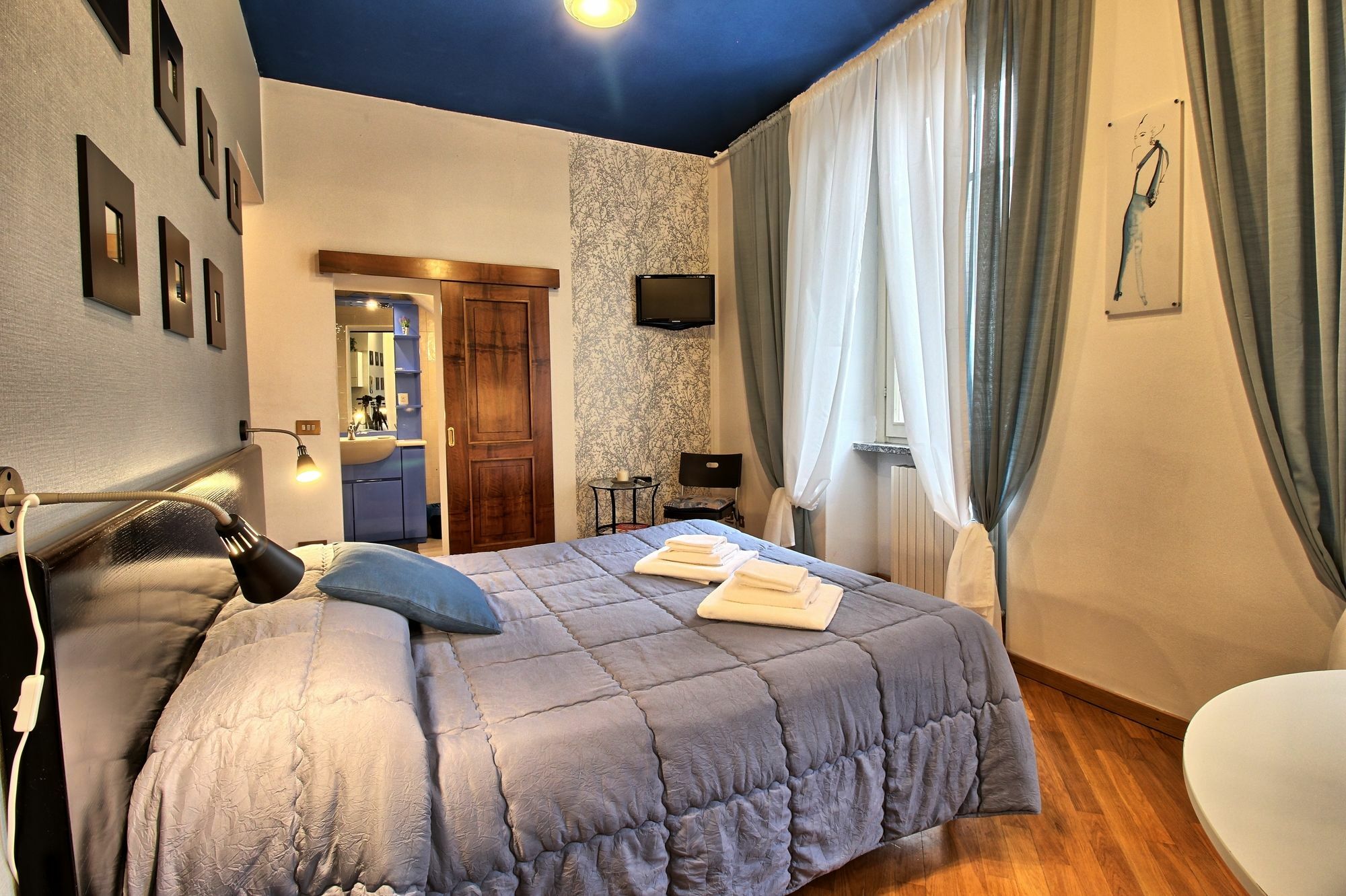 Logicasa Tower Gate Apartment