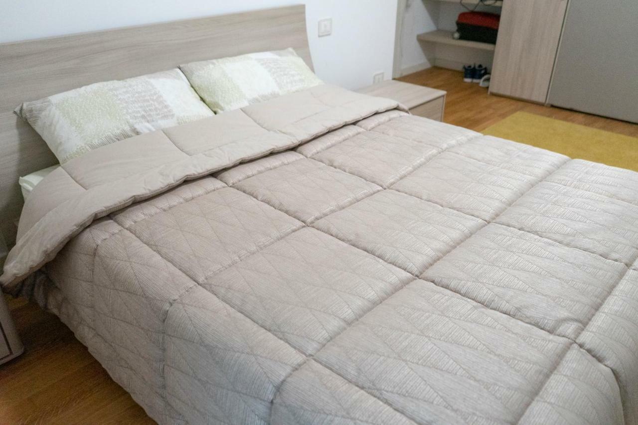 Apartment Luxury Villa Olmo *