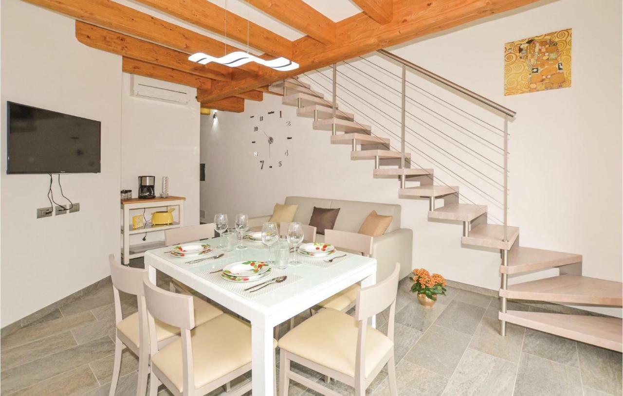 Apartment Pescau House