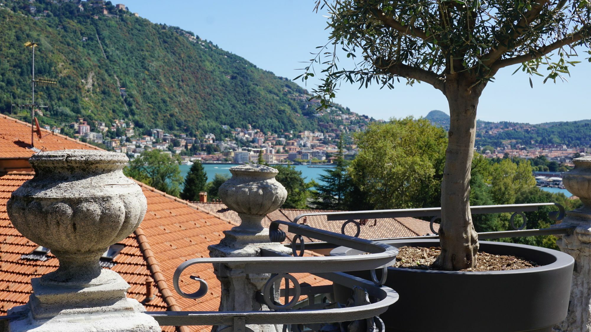 Liberty Guest house Como