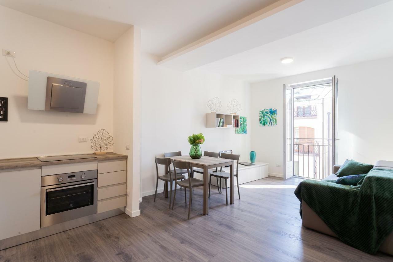& Modern By Rent Apartment Como