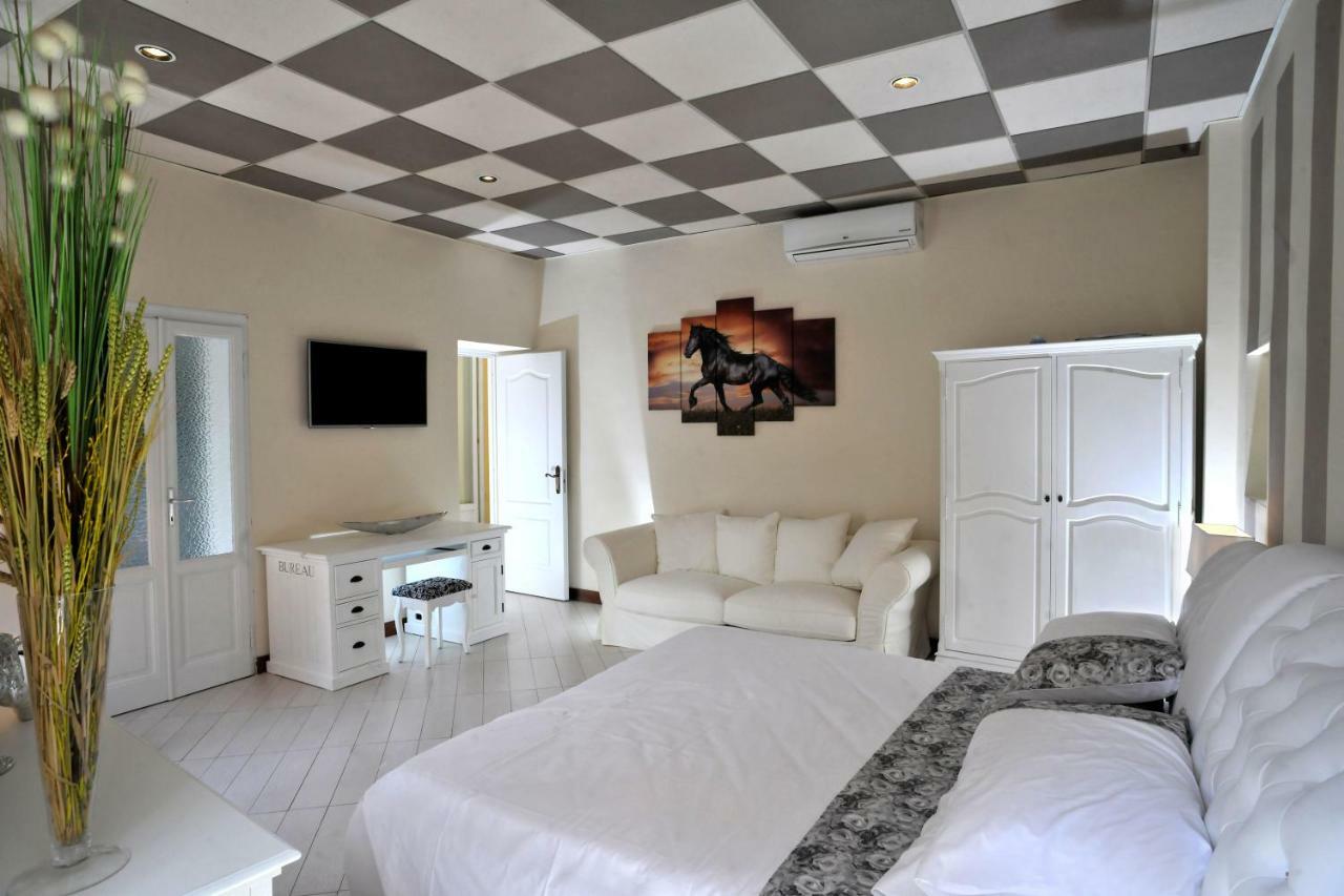 Trattoria Laghee Con Bed & Breakfast Cernobbio
