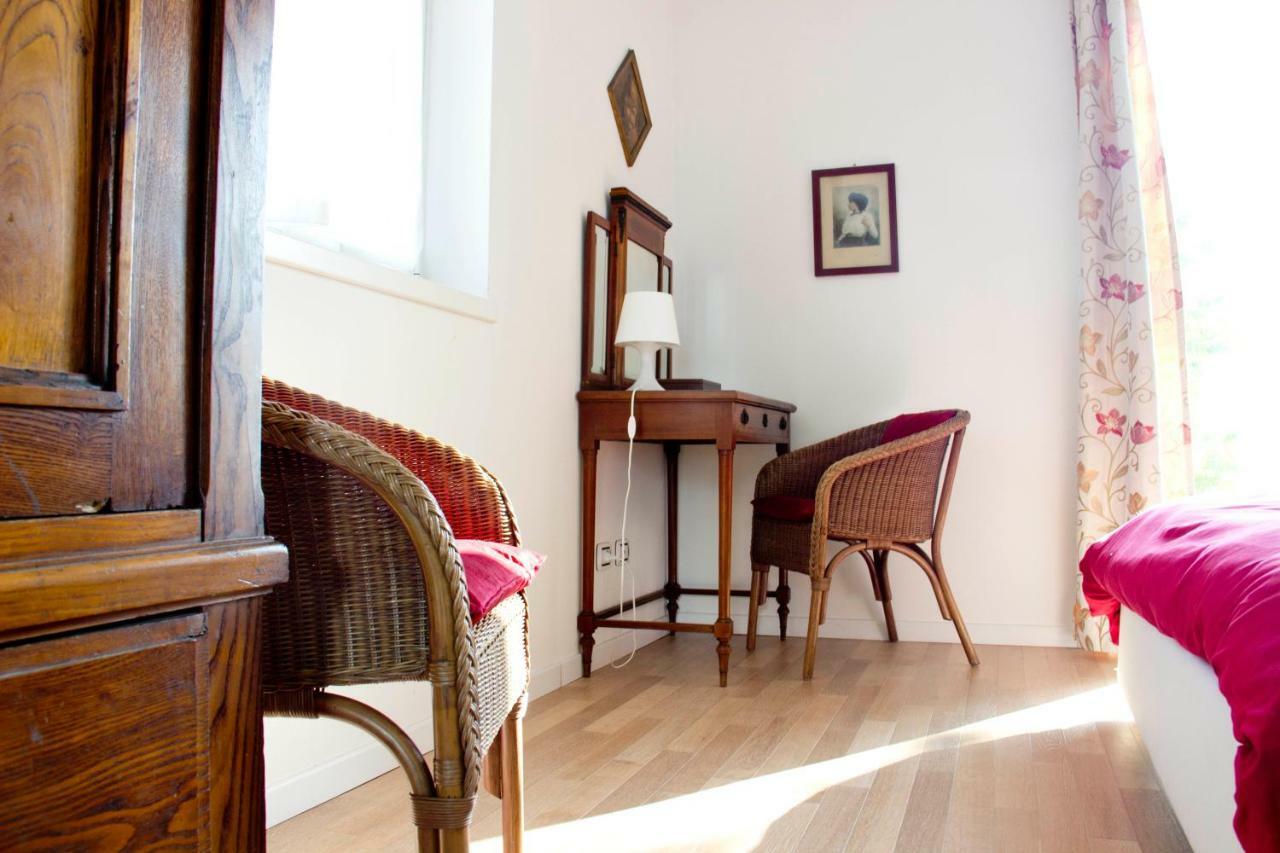 Lakefront Del Pierangelo Apartment *
