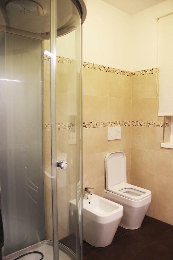Apartment Lakefront Del Pierangelo Cremia