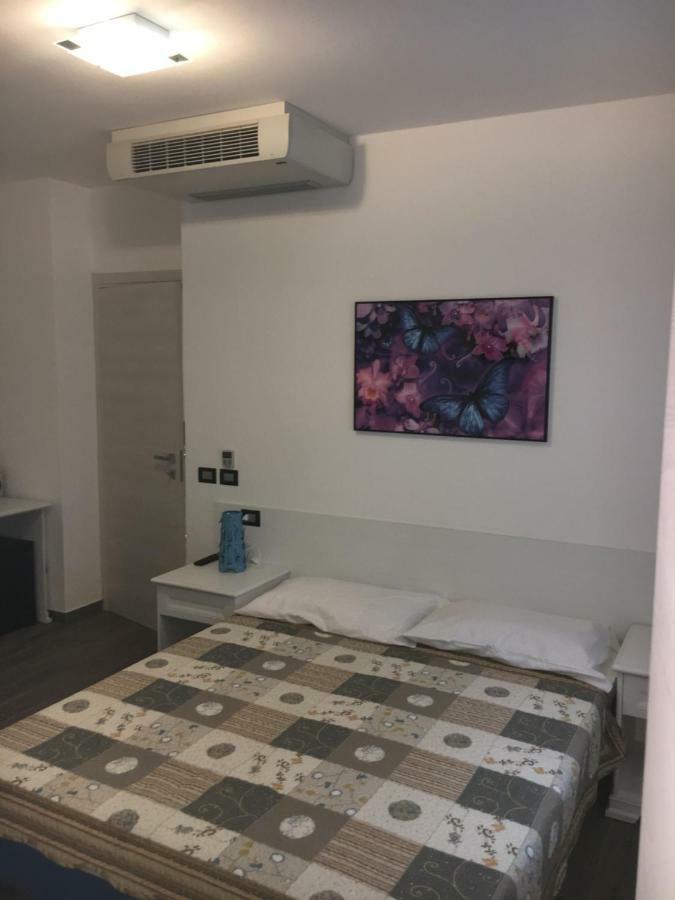 Le Farfalle Bed & Breakfast *