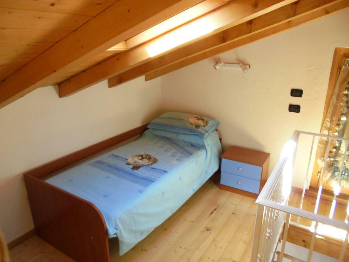 Casa Montuglio * San Siro (Lombardy)