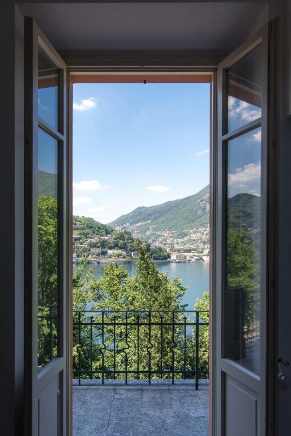 La Dolce - The House Of Travelers
