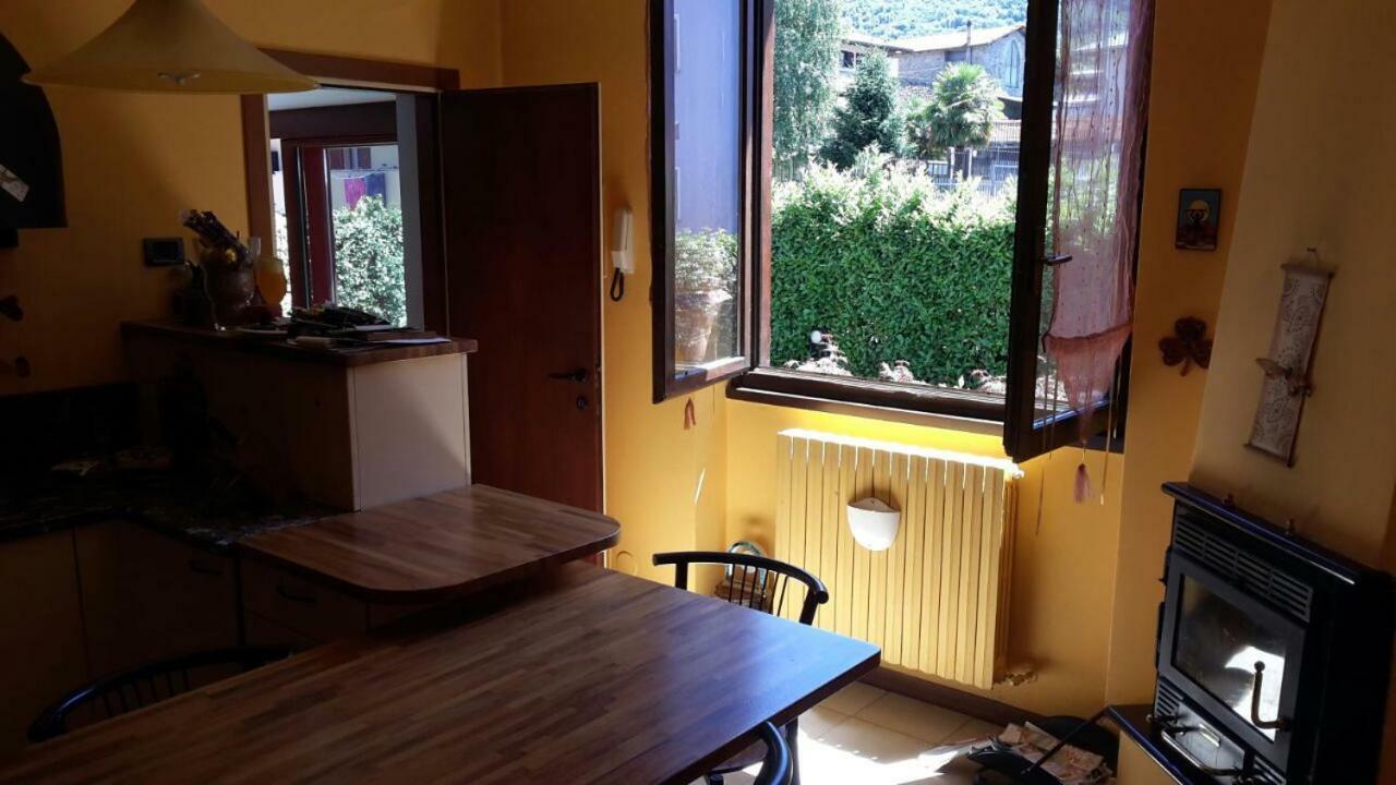 Iris -pet Friendly - Garden - Private Parking- Bike Friendly House * Colico