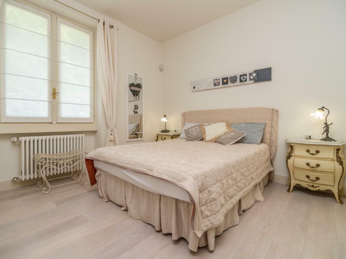 Maison Blanche Frühstückspension Dervio