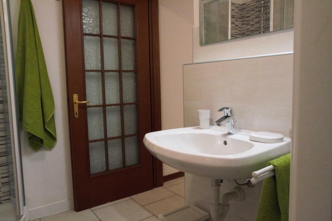 Lake Como- Olive Tree Apartment Bellano