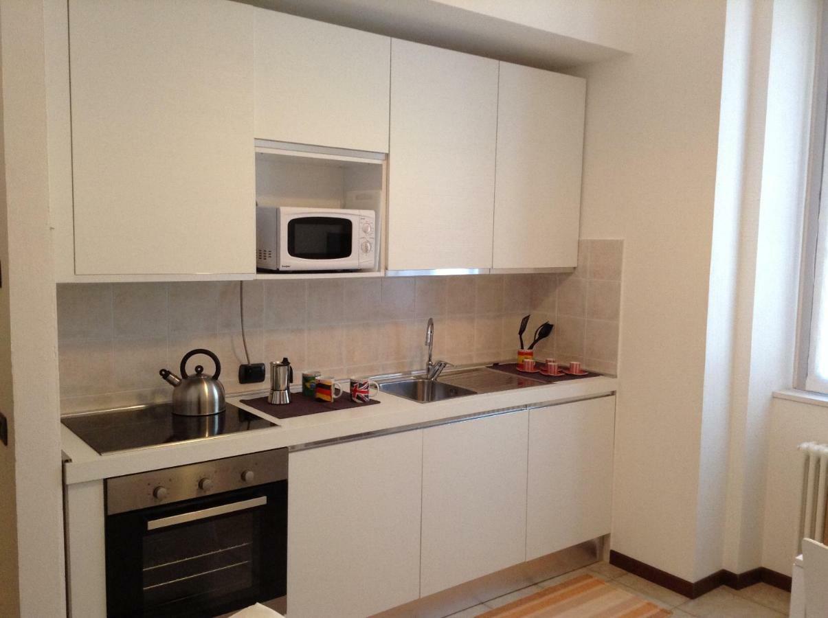 Larius Parking Carate Urio