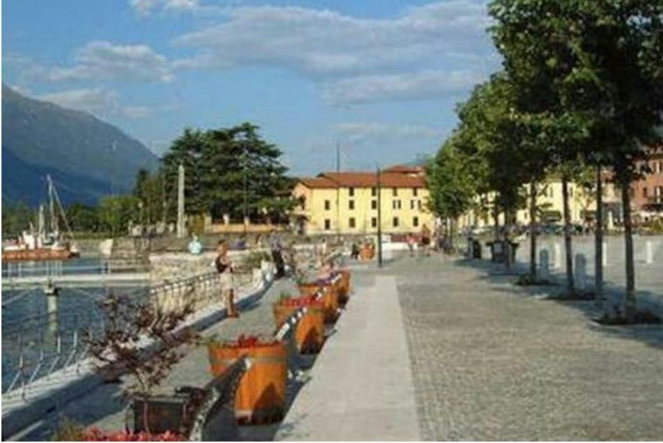 A Due Passi Dalla