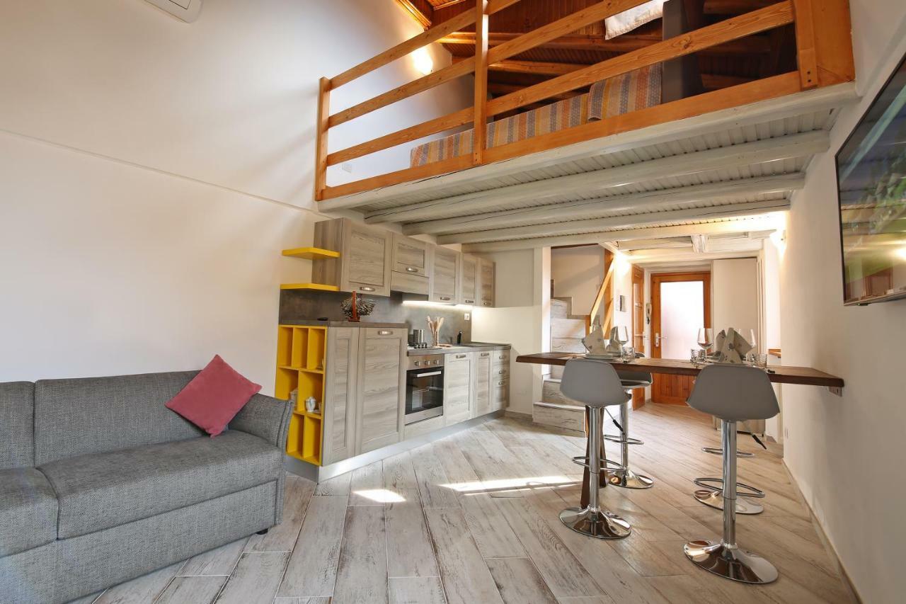 Luxury Loft Apartment *
