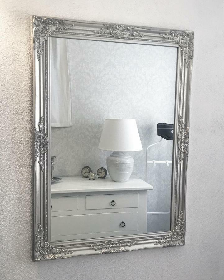 Apartment Lg - Boutique And - *