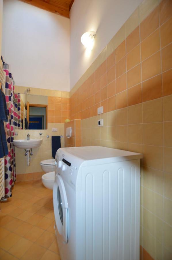 Rustico Giulietta E Romeo Holiday home Colico