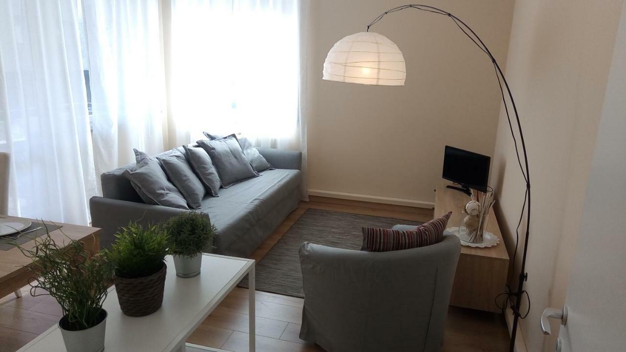 Lovely, Charming And Quiet In The Centre Air Conditioned And Free Private Garage *