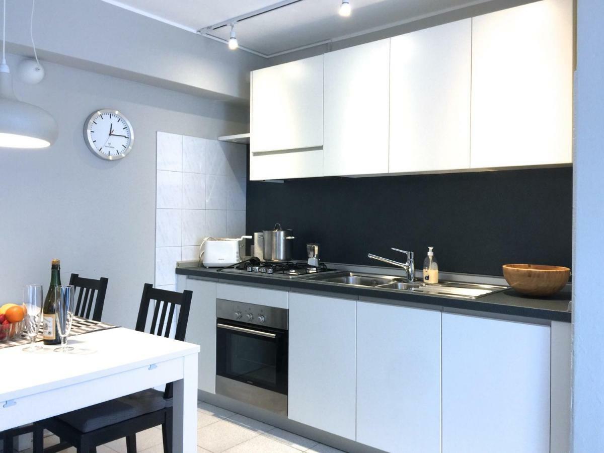 Iris 2 Di Apartment Dongo