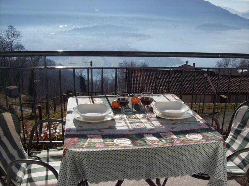 Casa Delle Camelie *