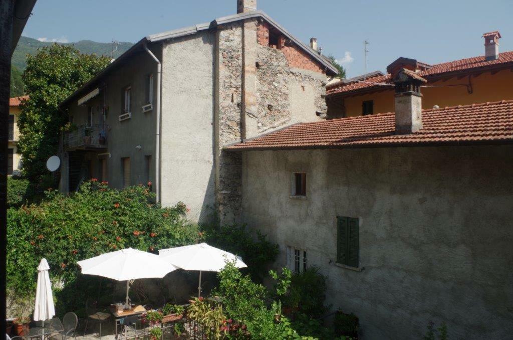 Zia Lina Bed & Breakfast Dongo
