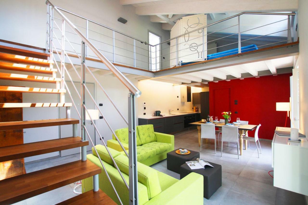 Castelli Delux Apartment
