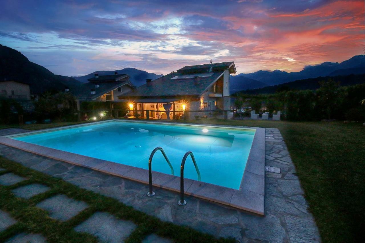 La Corte With Amazing Pool And Garden Villa Colico