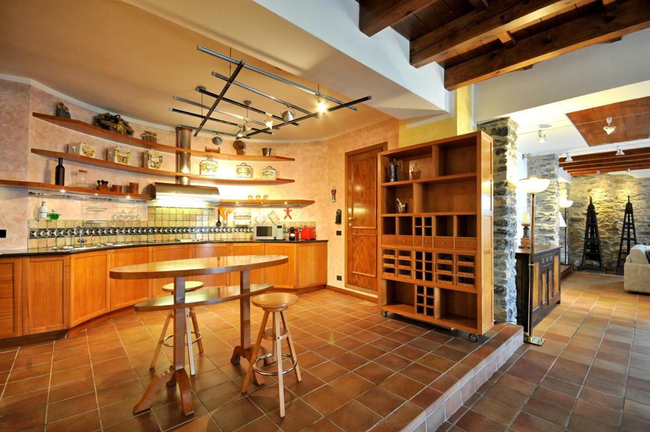 Crotto Polirolo - The House Of Travelers Apartment *