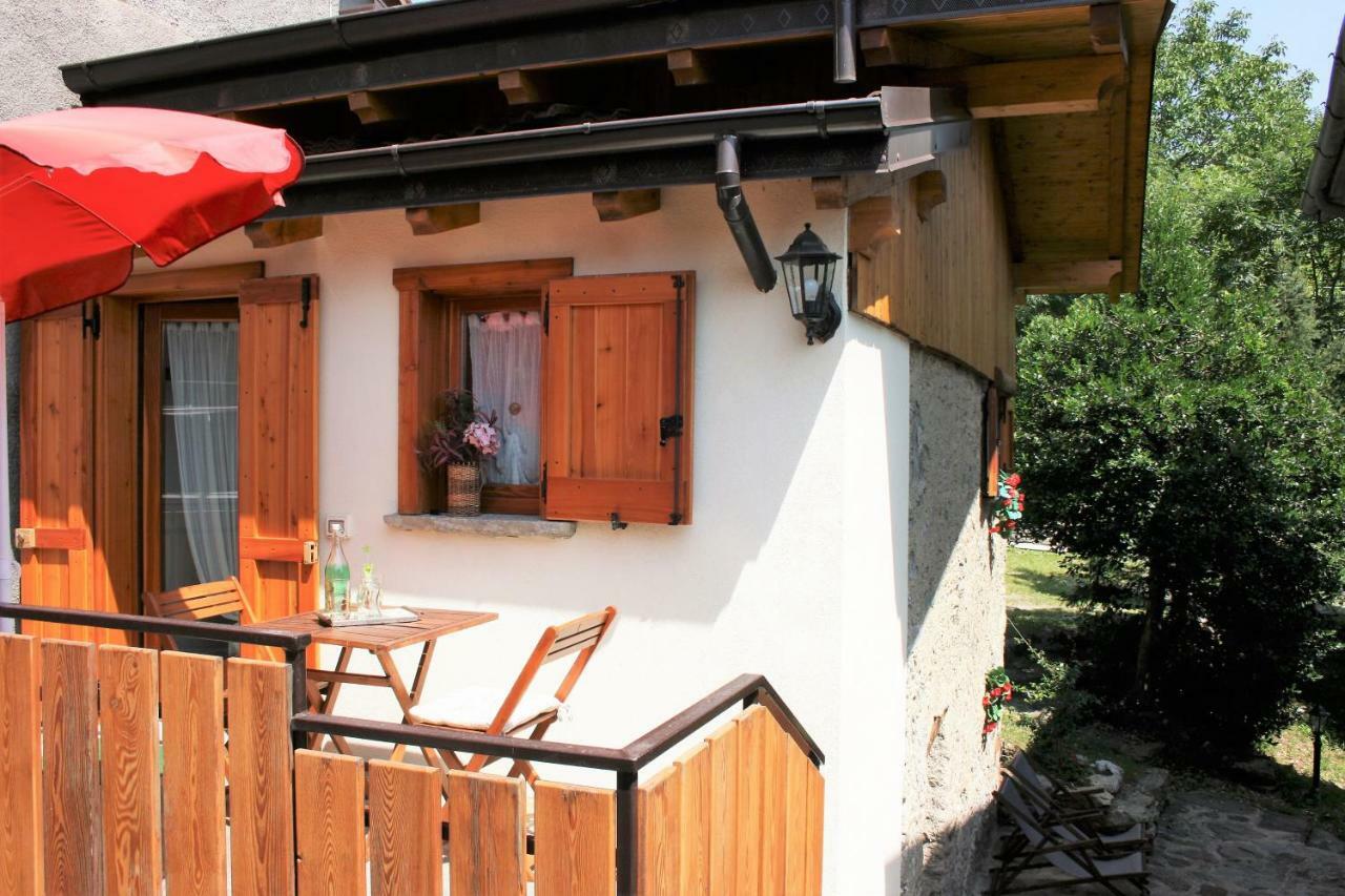 Casa Bucaneve & Ciclamino Apartment Gravedona