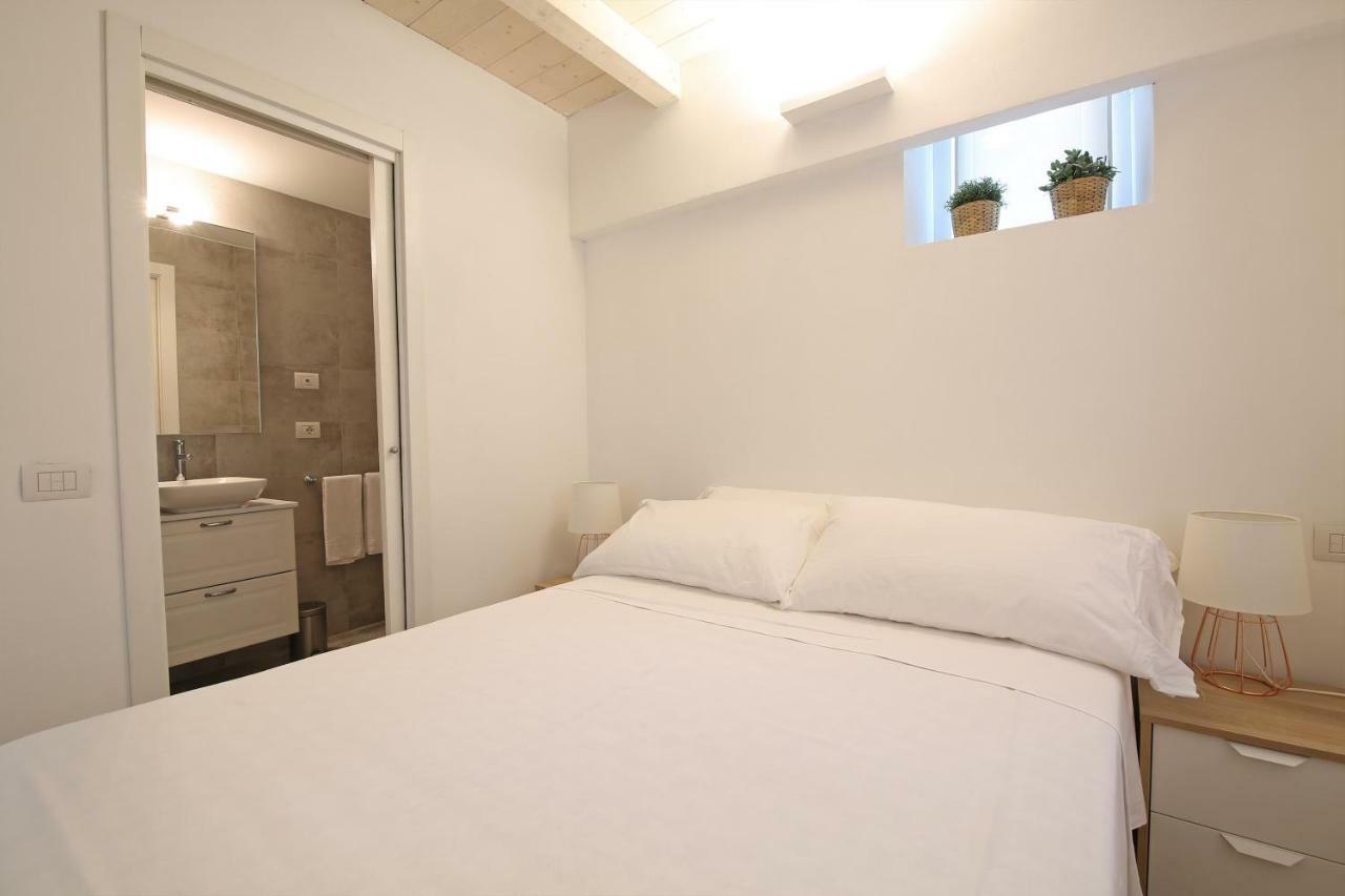 Palazzo Barindelli Bianca Apartment